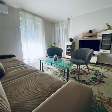 Apartman Colapis- Self Check In, Free Parking, Premium Location! Károlyváros Kültér fotó